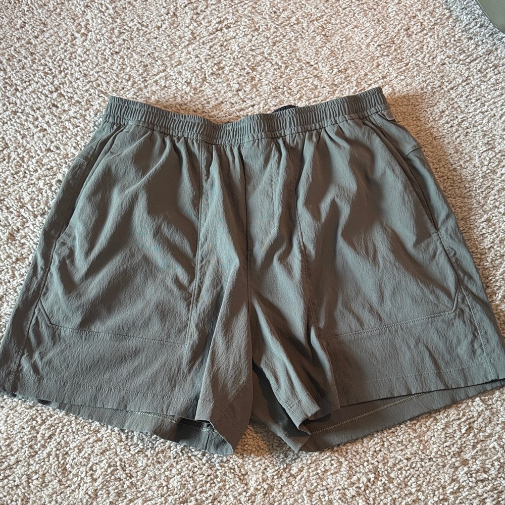 lululemon athletica Men's Olive Athletic Shorts